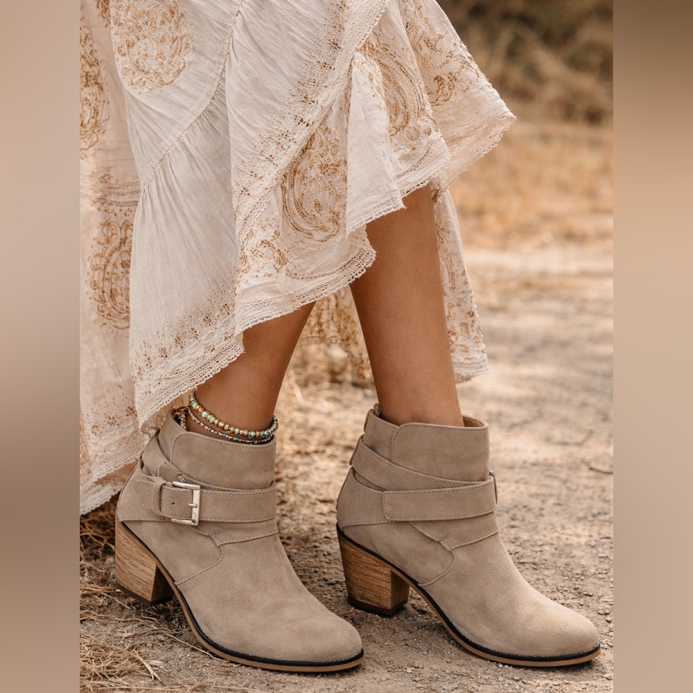 Santa Fe Boot Co Suede Ankle Boots Women’s 8 Boho Buckle Block Heel
